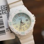 خرید ساعت زنانه کاسیو Casio LRW-200H-2E2VDR