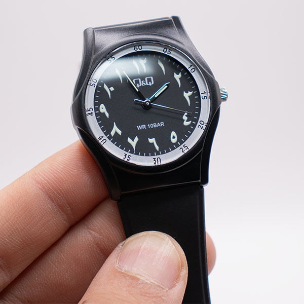 خرید ساعت کیو اند کیو اصل V45A-001VY