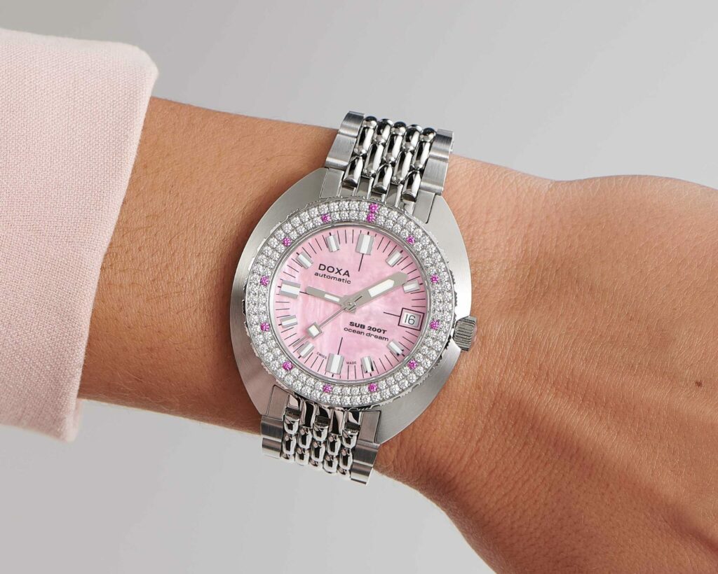 Doxa SUB 200T Diamonds: وقتی غواصی با تجمل گره می‌خورد