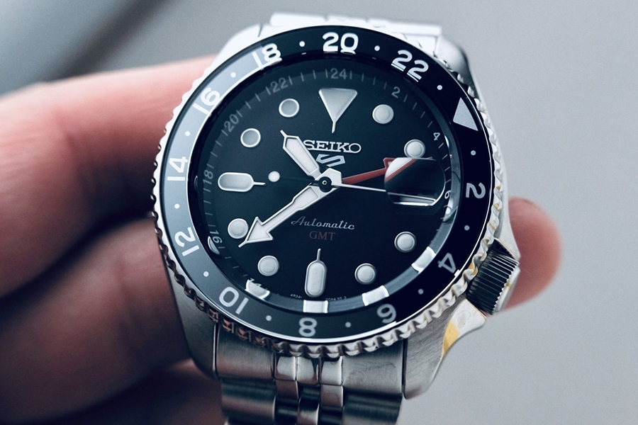 محبوبترین ساعتهای کلکسیونی زیر ۱۰۰۰ دلار از نگاه علاقهمندان 2 محبوبترین ساعتهای کلکسیونی زیر ۱۰۰۰ دلار از نگاه علاقهمندان