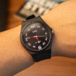 خرید و قیمت ساعت مردانه کیو اند کیو V04A-005VY | تمام مشکی و ضدآب | ساعت جَم