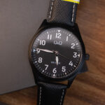 خرید و قیمت ساعت مردانه کیو اند کیو Q76B-003PY | تمام مشکی بند چرمی | ساعت جَم