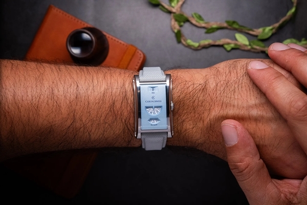معرفی ساعت Chronoswiss Neo Digiteur Pastel Code 5 معرفی ساعت Chronoswiss Neo Digiteur Pastel Code
